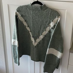 Women’s Sweater